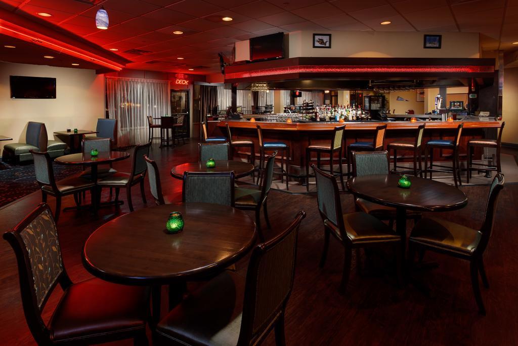 Ramada Plaza By Wyndham Fayetteville Fort Bragg Area Exterior foto